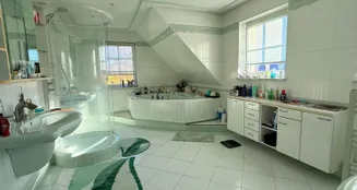 von_poll_real_estate_property_25326039_image_22