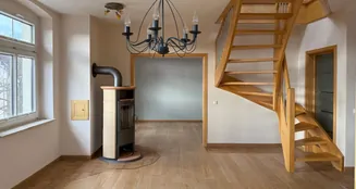 von_poll_real_estate_property_25326043_image_2