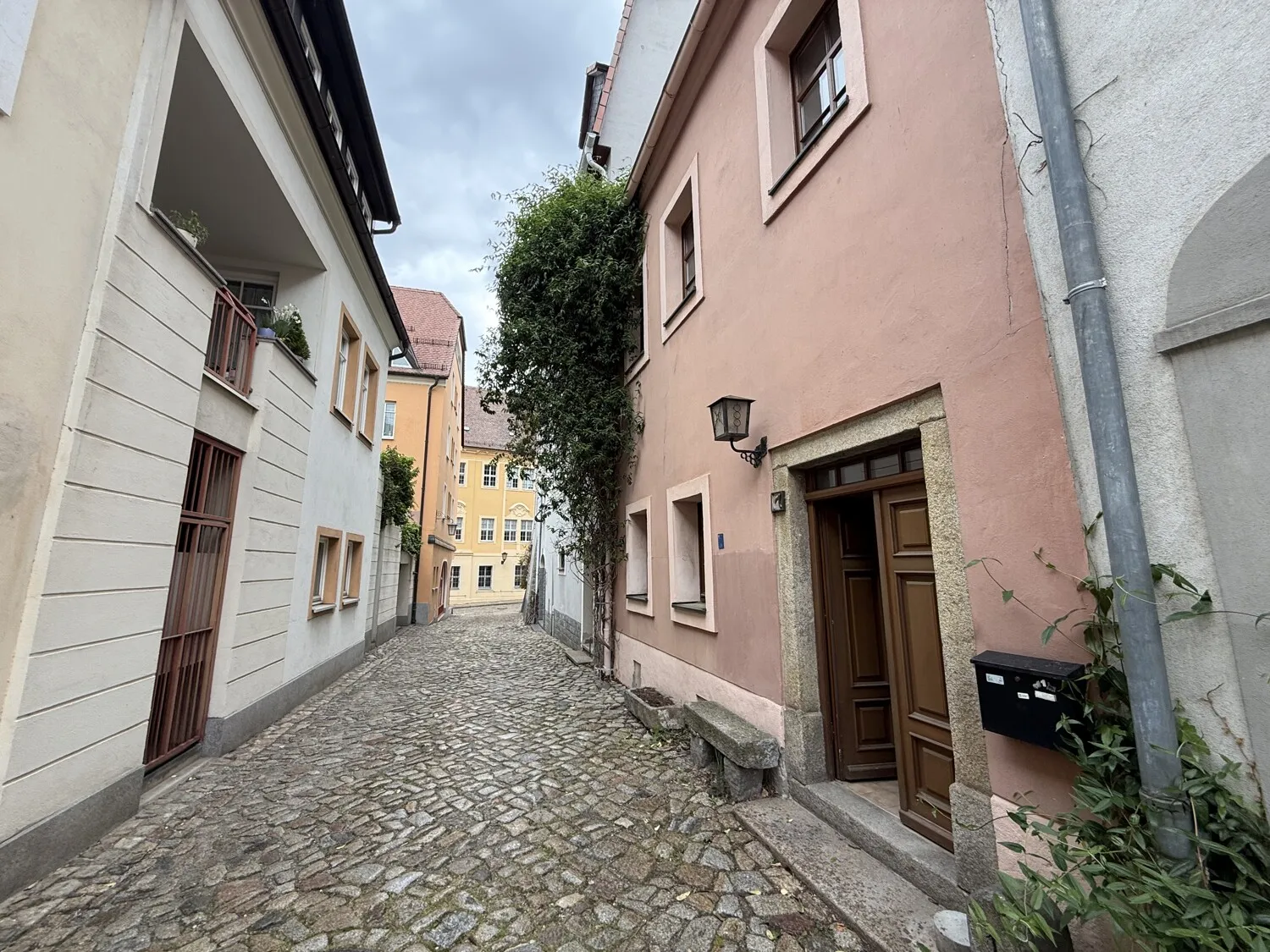 Altstadthaus mit Flair – großzügiges Wohnerlebnis auf drei Etagen