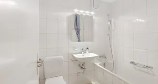 von_poll_real_estate_property_CH24330926c_image_2