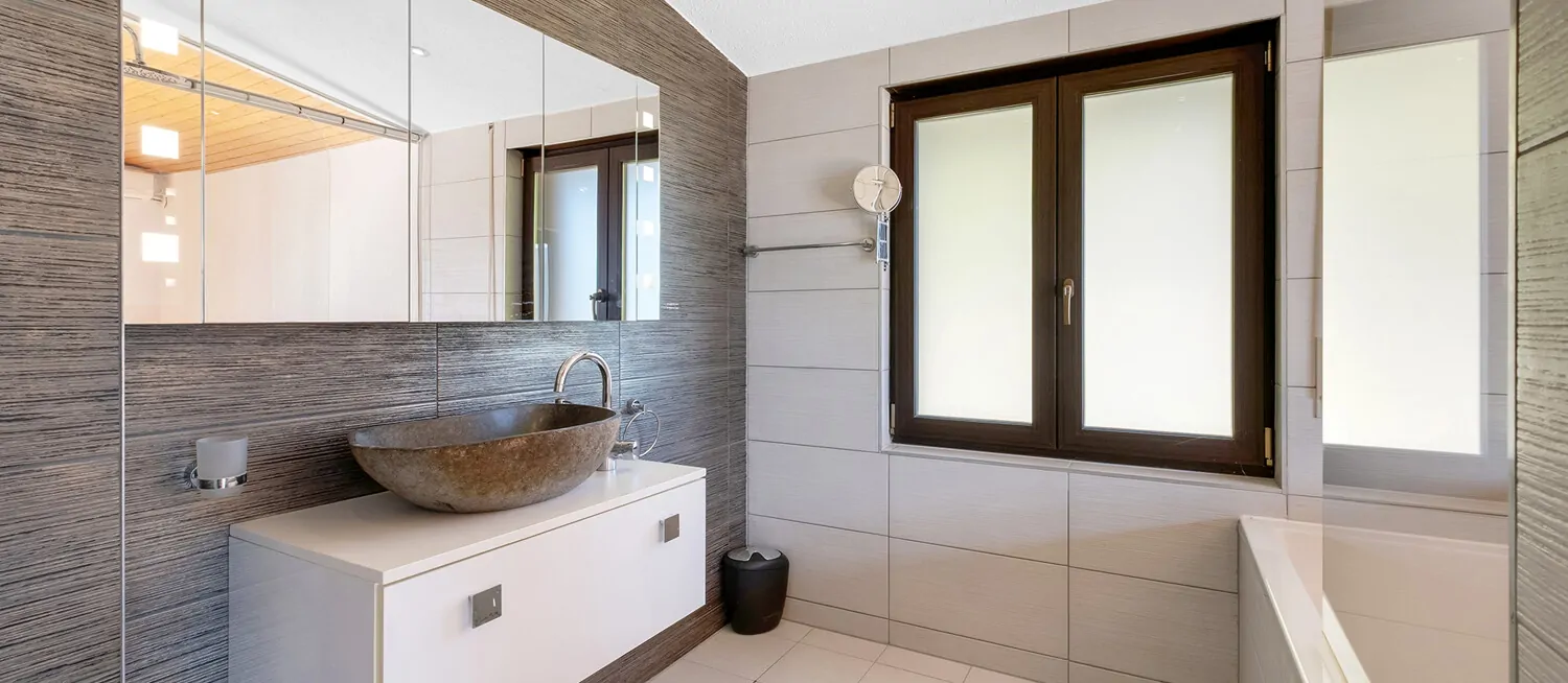 Ensuite_Bad Zimmer 1 Splitlevel +1