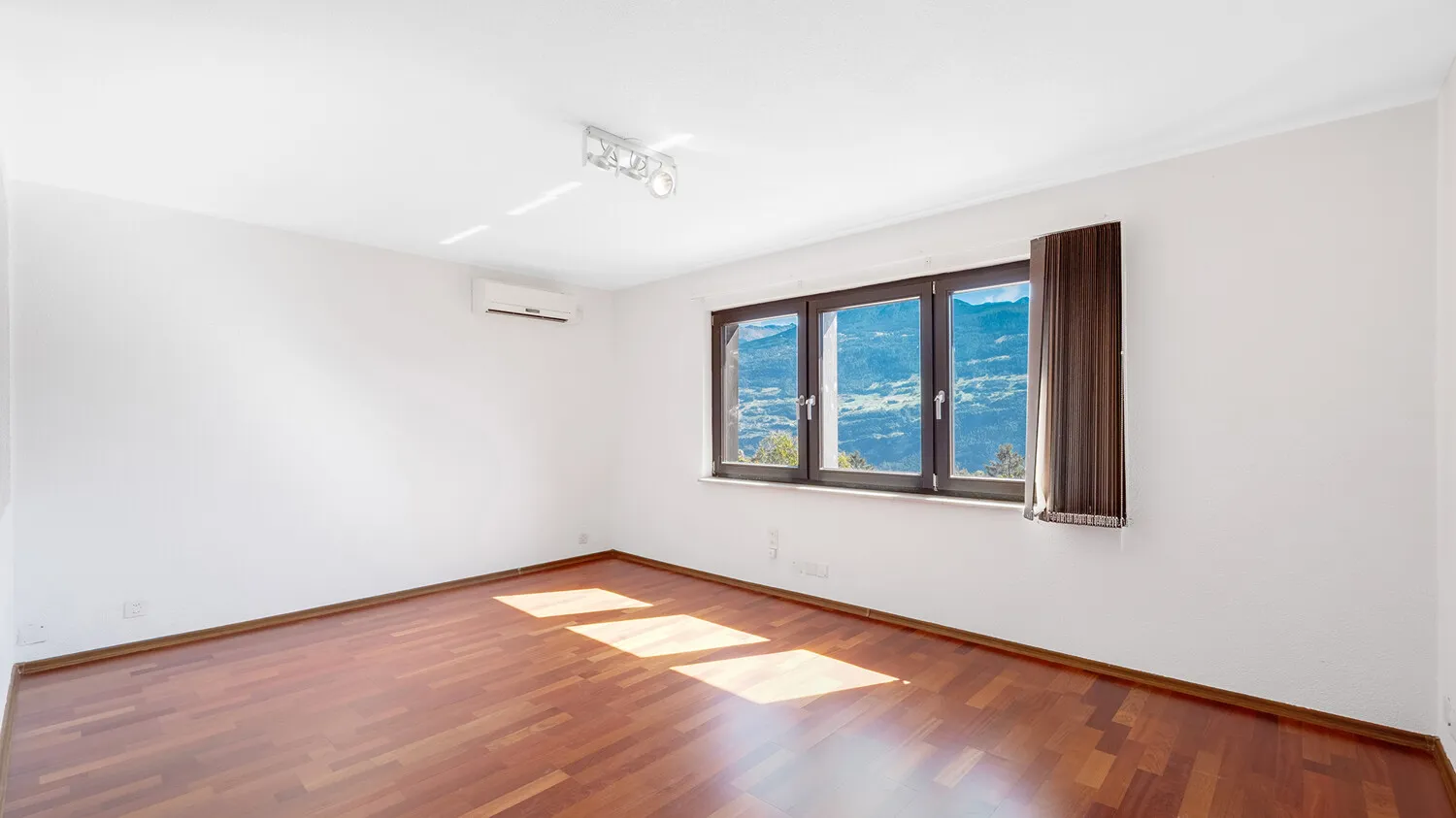 Zimmer 1 in Splitlevel - 1