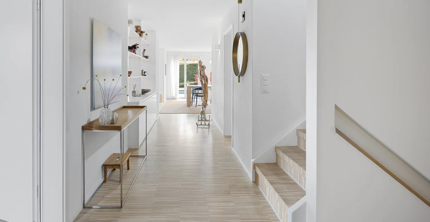 Eingangsbereich mit Blick in den Wohnraum