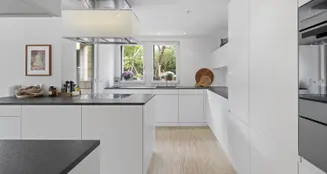 von_poll_real_estate_property_CH263301935b_image_5