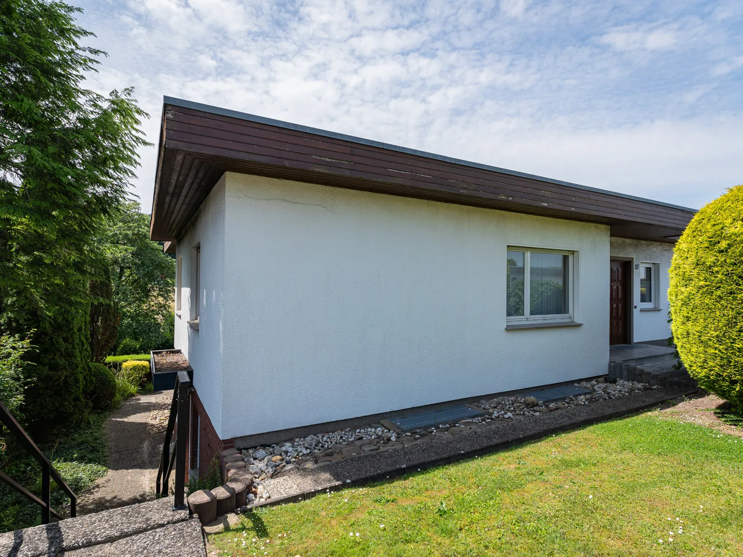 weg in den garten u. elw