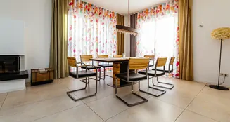 von_poll_real_estate_property_25153005_image_16