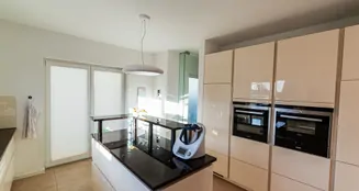 von_poll_real_estate_property_25153005_image_13