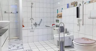 von_poll_real_estate_property_25153002_image_12