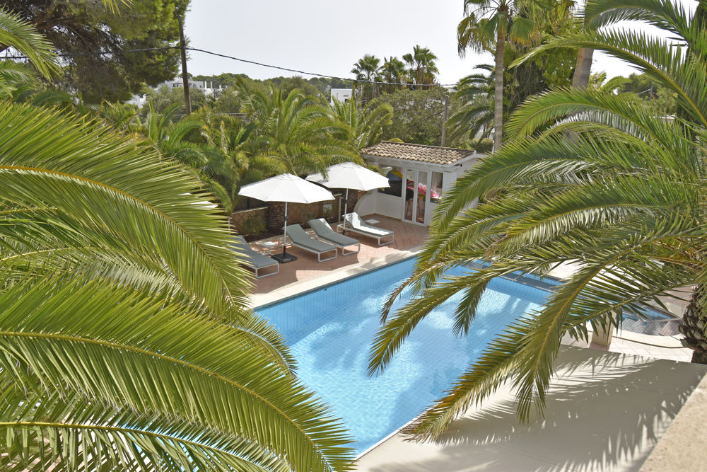 Luxuriöse Villa mit Gästehaus im Zentrum von Cala d'Or