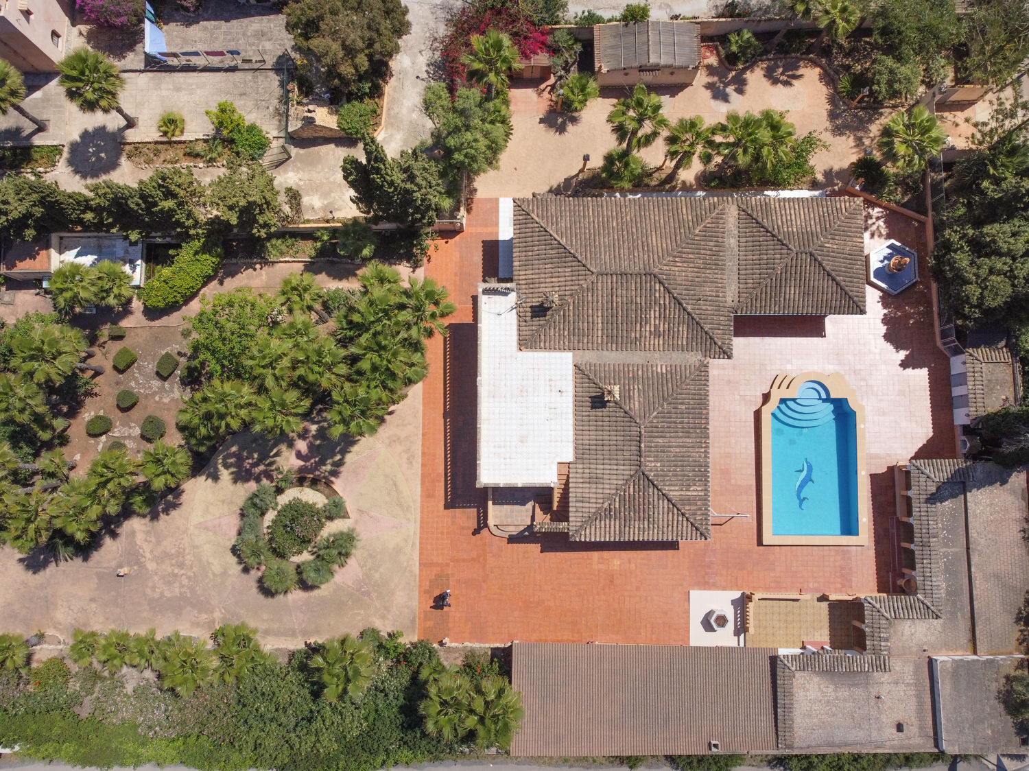 Zu Vermieten: Große Finca mit Pool in Las Palmeras