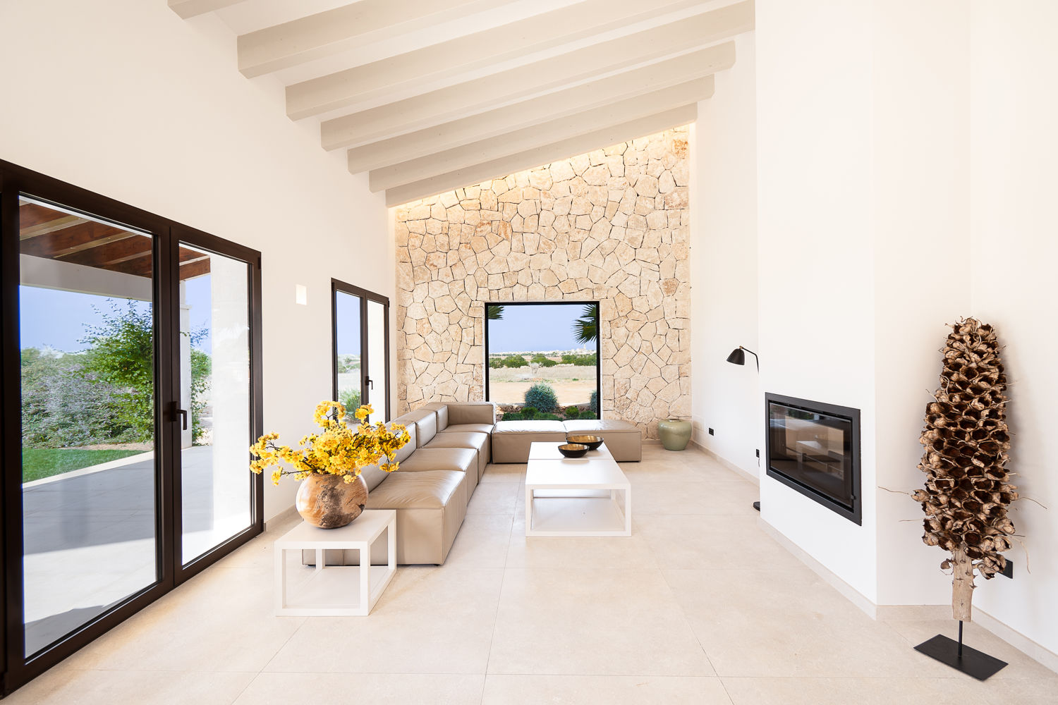 Neubau-Finca mit mediterranem Flair in Ses Salines