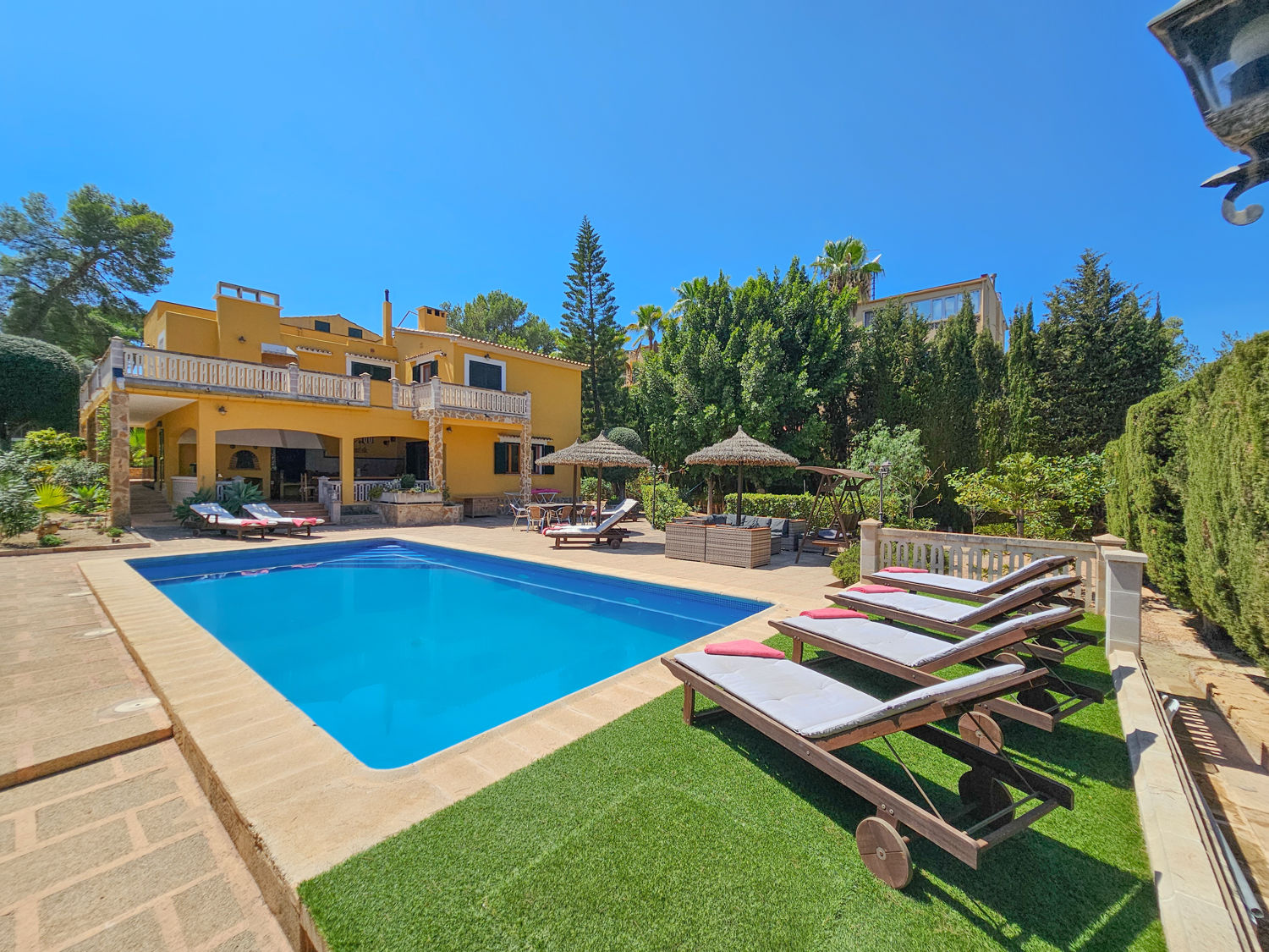 Umsatzstarke Villa mit Ferienvermietungslizenz in Cala Blava