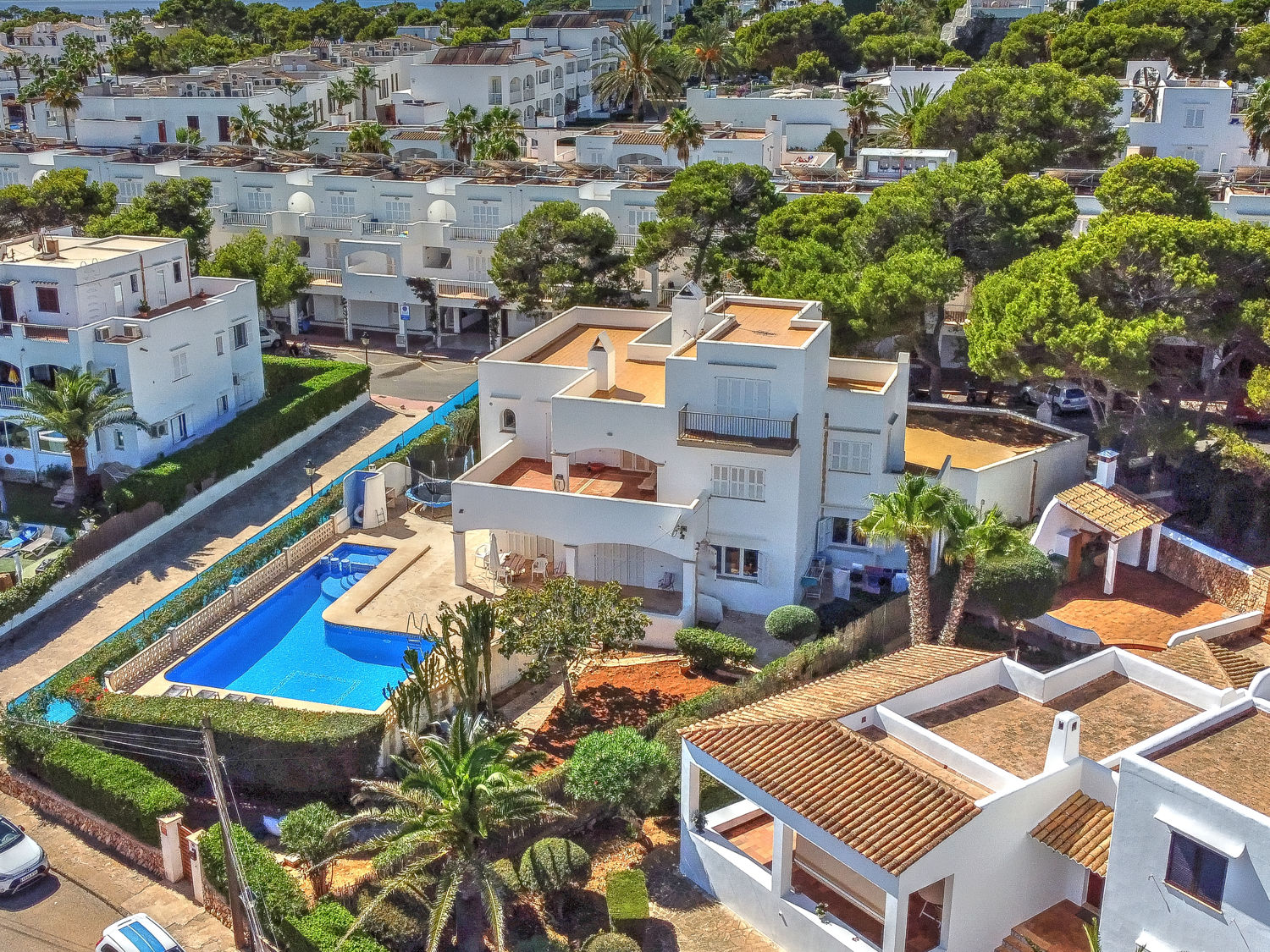 Großzügiges Chalet mit Meerblick in zweiter Linie von Cala d'Or