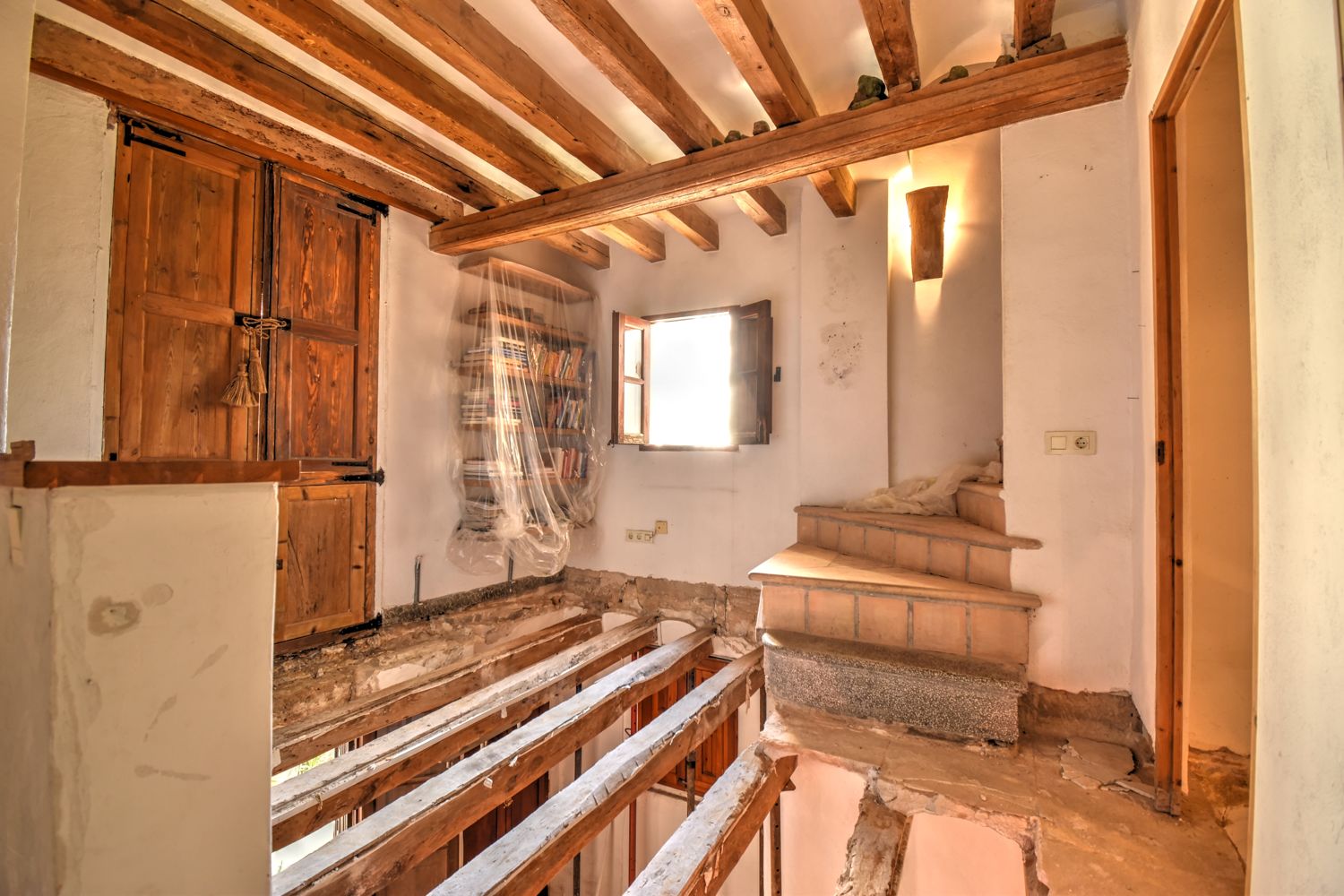 Townhouse in need of renovation in the heart of Palma