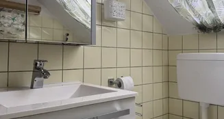 von_poll_real_estate_property_25151019_image_28