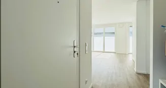 von_poll_real_estate_property_25151015_image_6