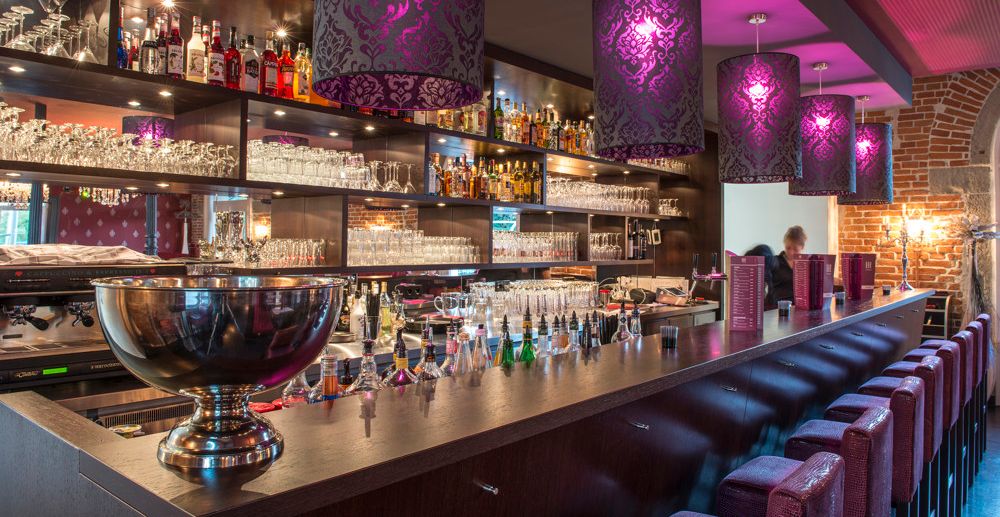 Bar Restaurant