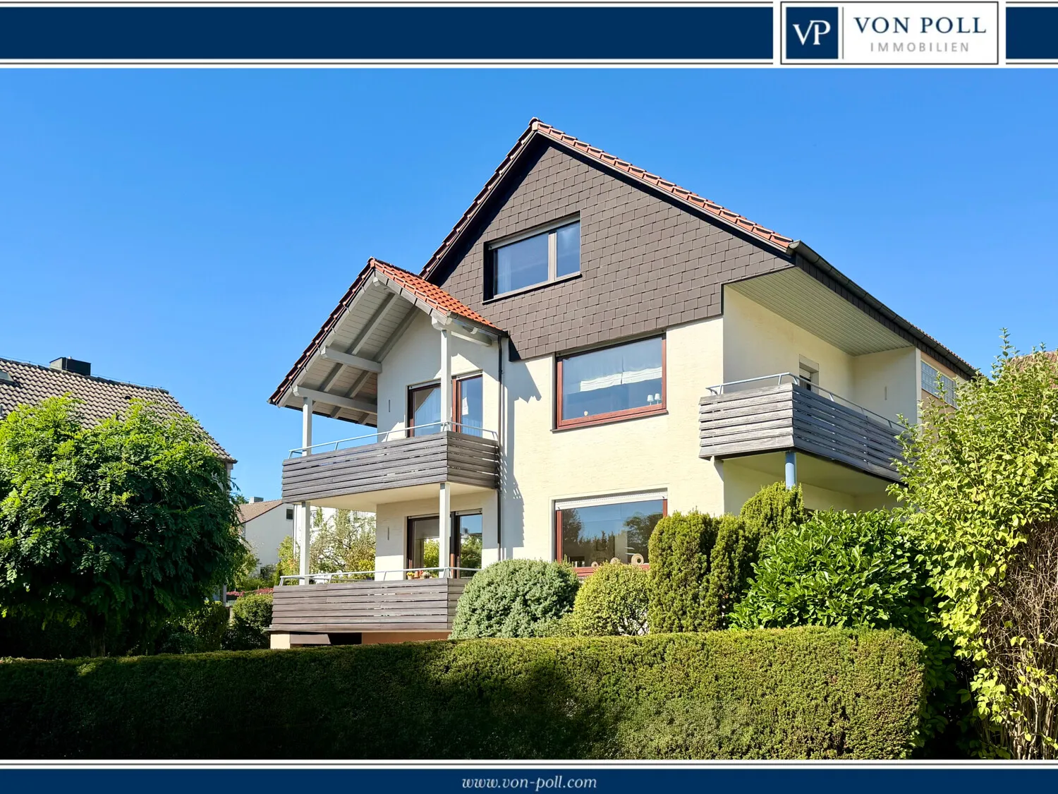 Wohnhaus mit 3 Wohnungen, 2 Garagen, ruhige Lage - Grauleshof