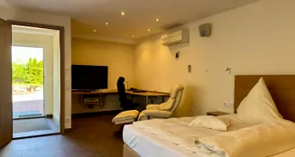 von_poll_real_estate_property_24151006_image_16