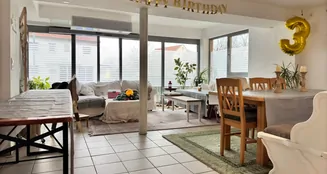 von_poll_real_estate_property_24151029_image_24