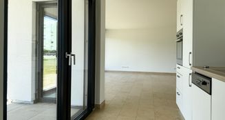 von_poll_real_estate_property_25151009_image_12