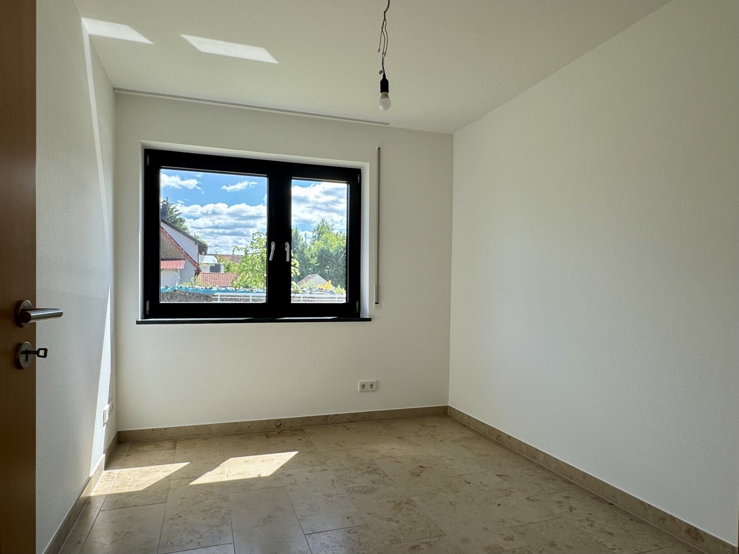 3-Zimmerwohnung im Erdgeschoss mit Terrasse und Tiefgarage, Aalen - Waldhausen