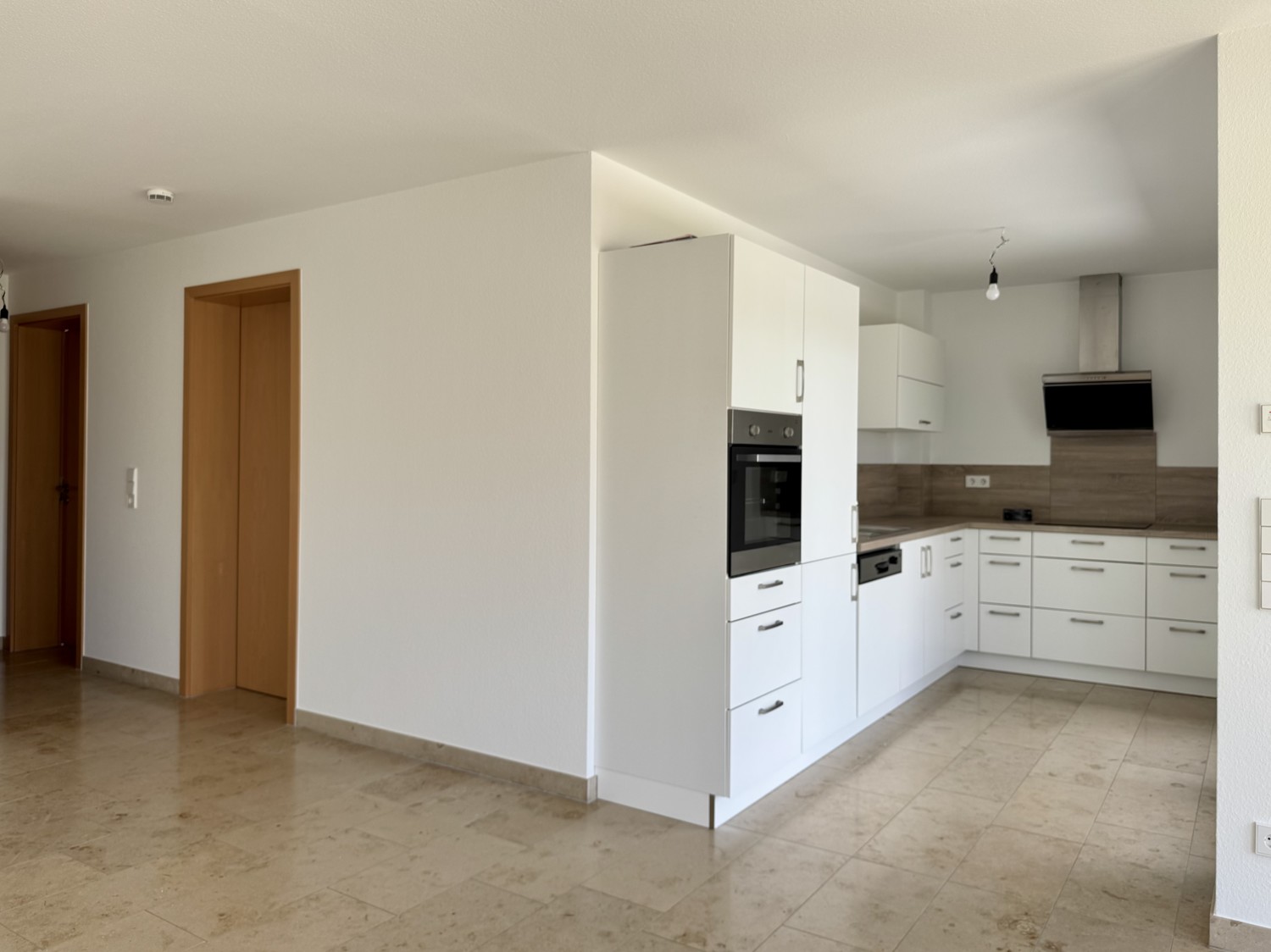 3-Zimmerwohnung im Erdgeschoss mit Terrasse und Tiefgarage, Aalen - Waldhausen