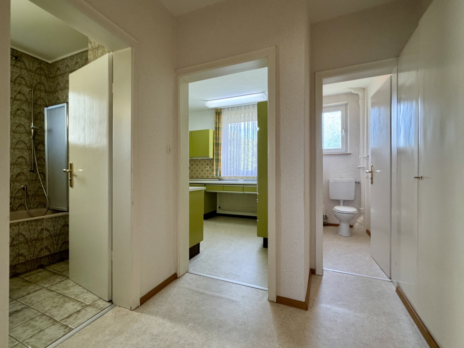 Traumhaus zu modernisieren, für 1 bis 2 Familien im Hüttfeld, Aalen