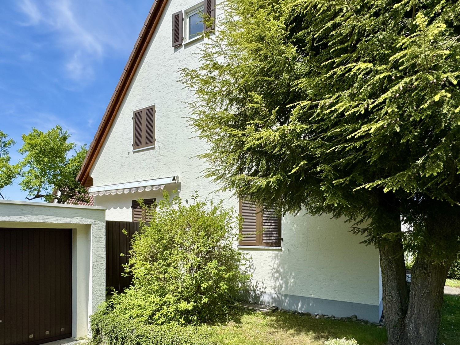 Traumhaus zu modernisieren, für 1 bis 2 Familien im Hüttfeld, Aalen