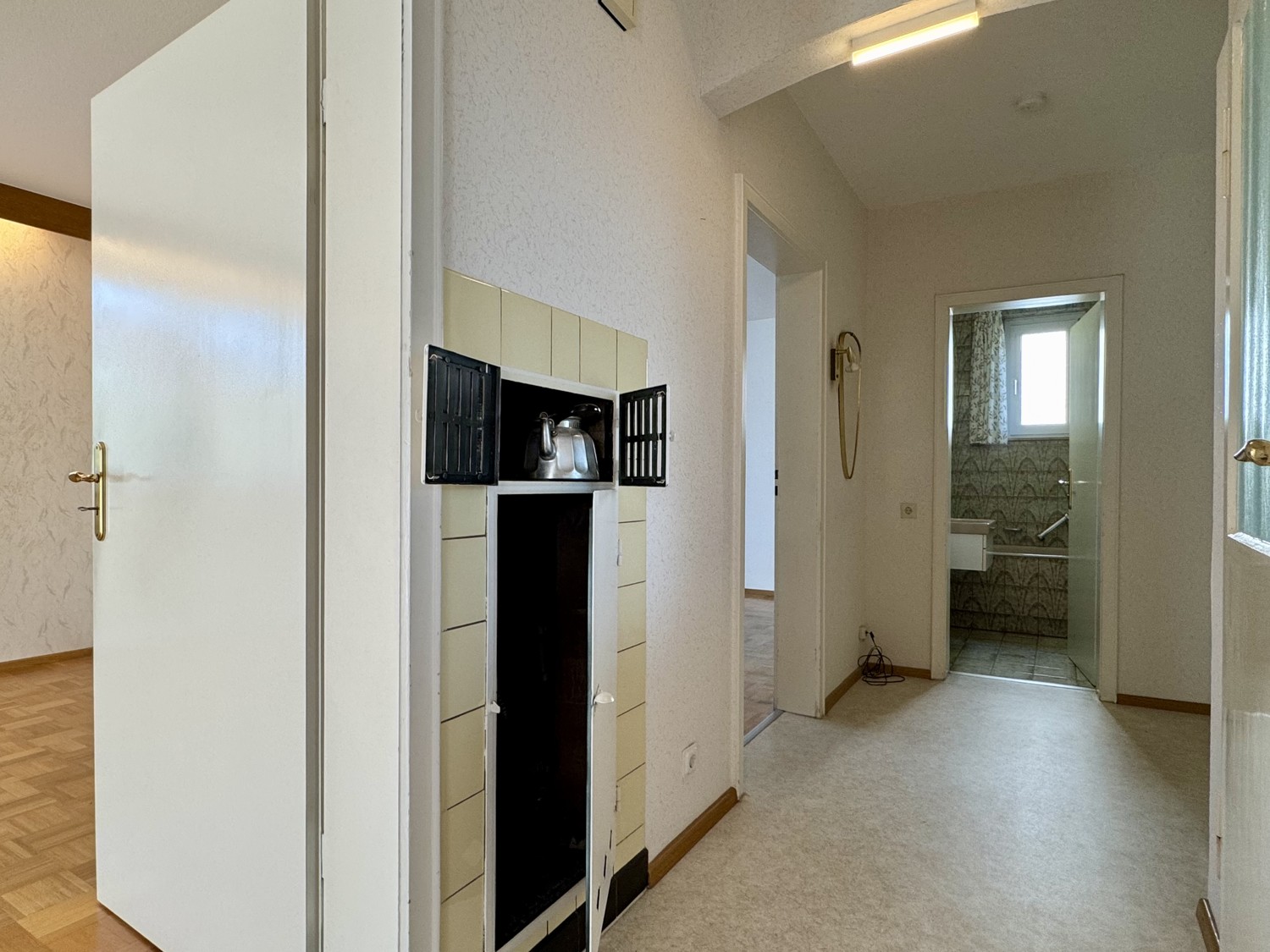 Traumhaus zu modernisieren, für 1 bis 2 Familien im Hüttfeld, Aalen