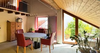 von_poll_real_estate_property_25151010_image_2