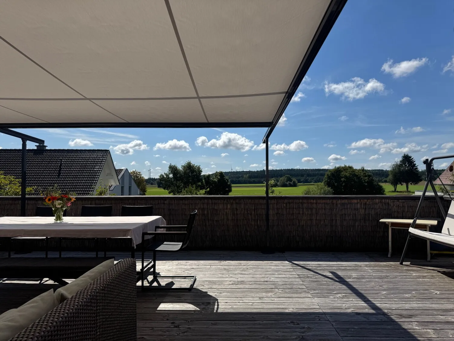 Großes Einfamilienhaus – perfekt für Familien mit Platzbedarf & Homeoffice