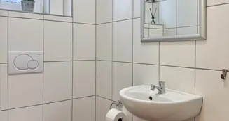 von_poll_real_estate_property_25151038_image_22