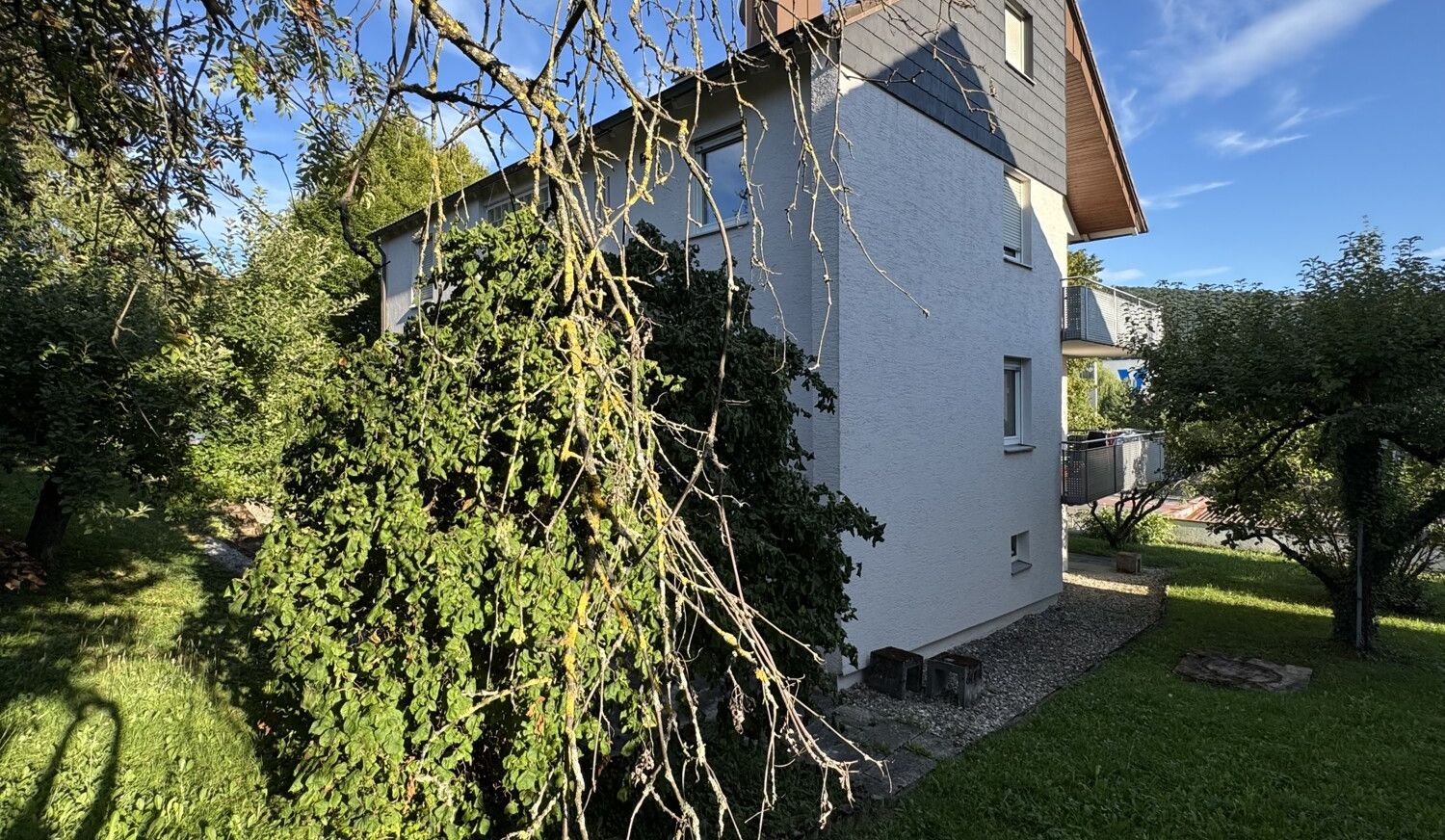 Mehrfamilienhaus mit 3 Wohneinheiten, zentrumsnah, Aalen/Hüttfeld