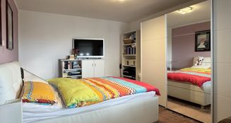 von_poll_real_estate_property_25151025_image_9
