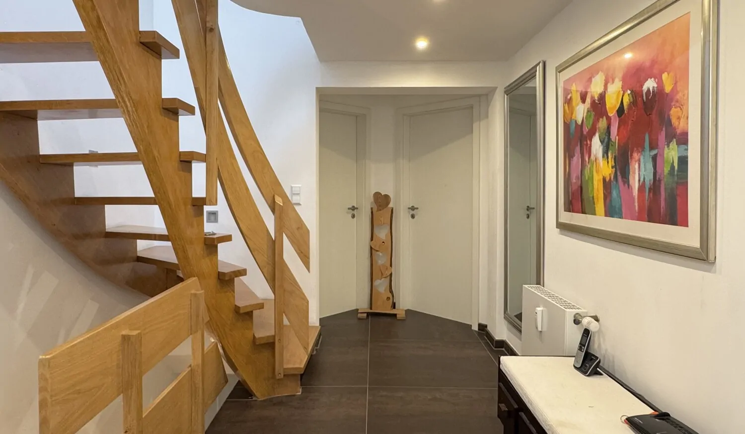 Sanierte Doppelhaushälfte mit lukrativer Ferienwohnung in unverbauter Ortsrandlage