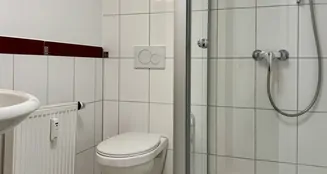 von_poll_real_estate_property_25151026_image_8