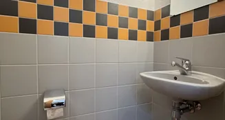 von_poll_real_estate_property_25151032_image_21