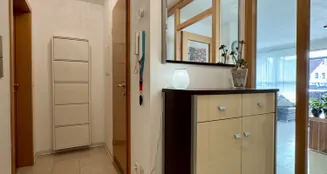 von_poll_real_estate_property_25151032_image_20