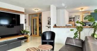 von_poll_real_estate_property_25151032_image_7