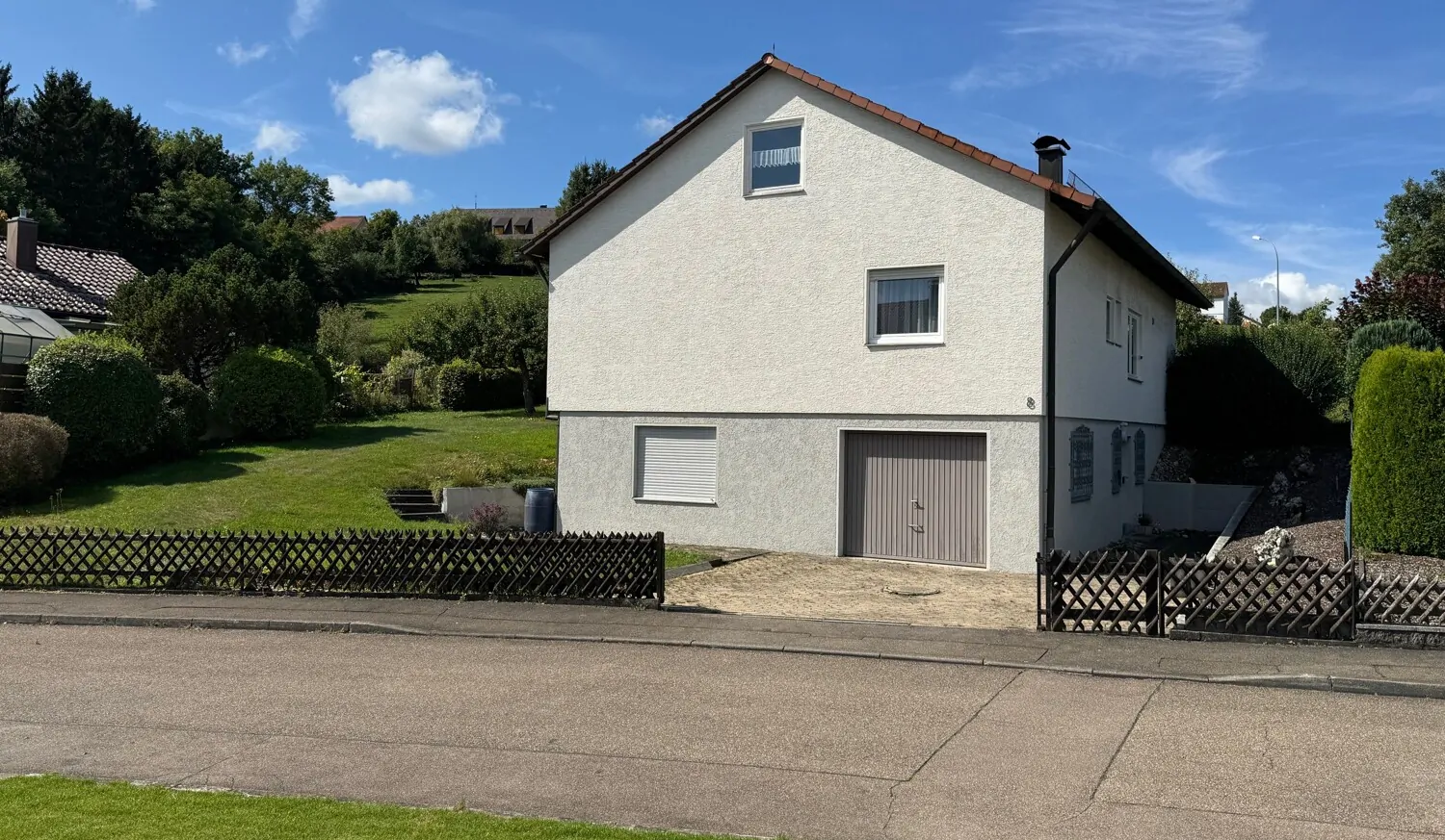 6E0F6EDF-ACA4-48CD-8E2F-931F4679C13F