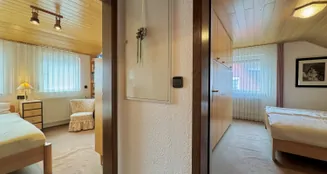 von_poll_real_estate_property_25151034_image_20