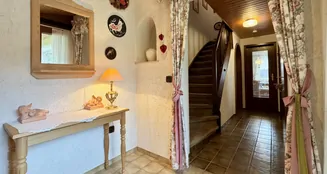 von_poll_real_estate_property_25151034_image_2