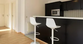 von_poll_real_estate_property_25151024_image_0