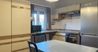 von_poll_real_estate_property_25151028_image_19