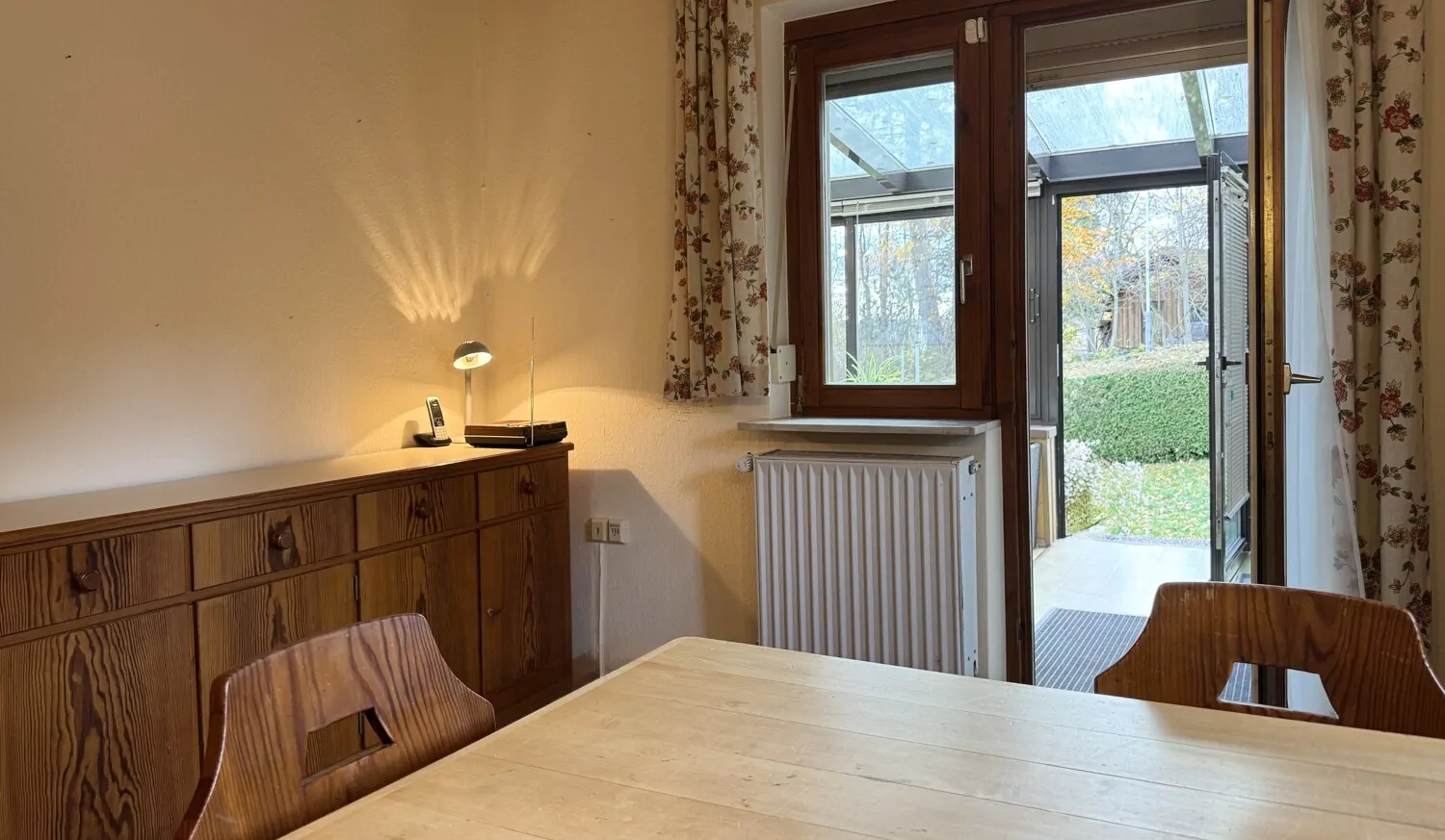 ... Zugang in Wintergarten