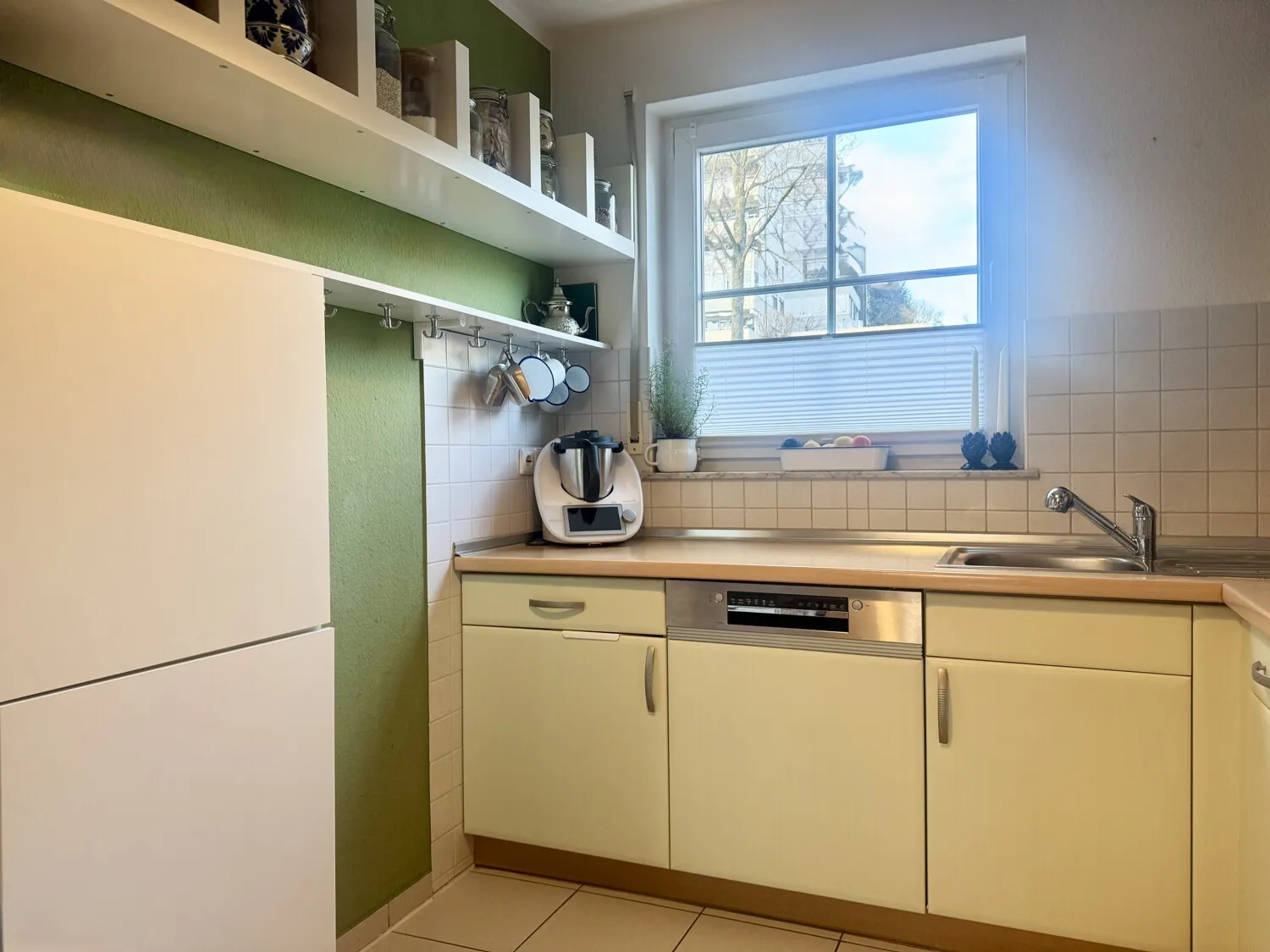 Küche (Eigentum Mieter)