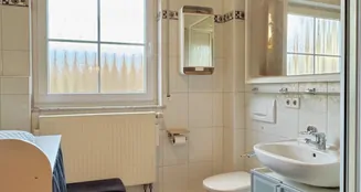 von_poll_real_estate_property_25151041_image_15