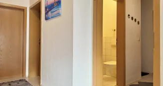 von_poll_real_estate_property_25151040_image_9