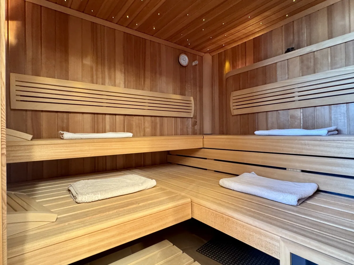 KLAFS-Sauna mit Sternenhimmel